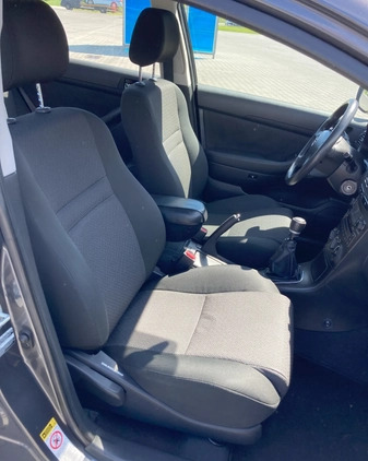 Toyota Avensis cena 12500 przebieg: 289714, rok produkcji 2008 z Błażowa małe 781